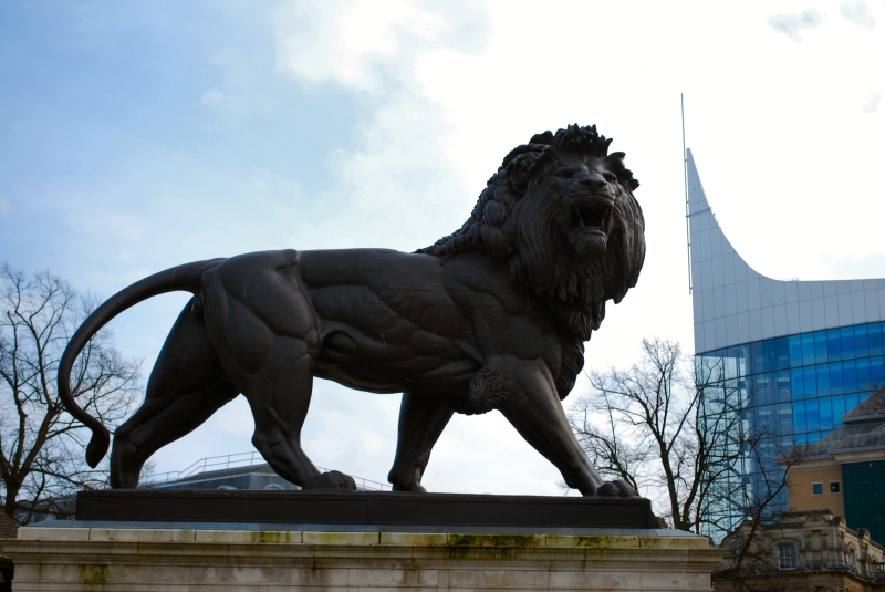 Maiwand Lion
Keywords: Reading Forbury Gardens Nikon Memorial Statue