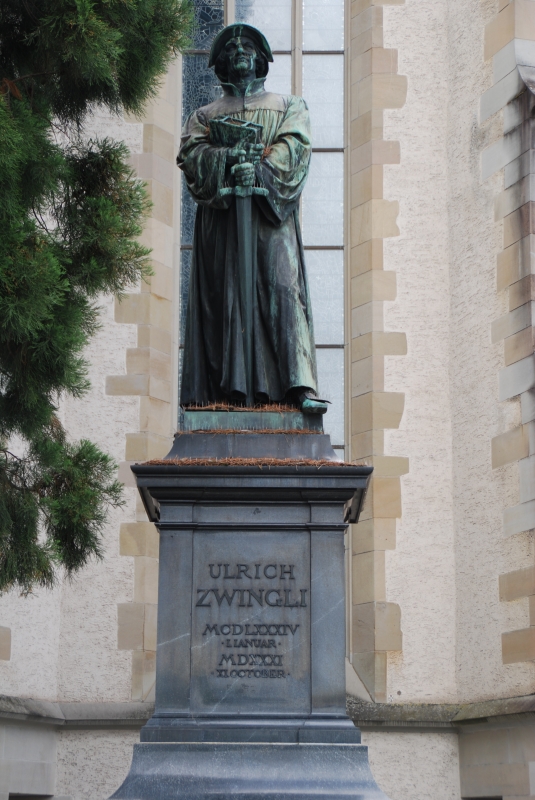 Ulrich Zwingli Monument
Keywords: Switzerland Zurich Nikon Monument