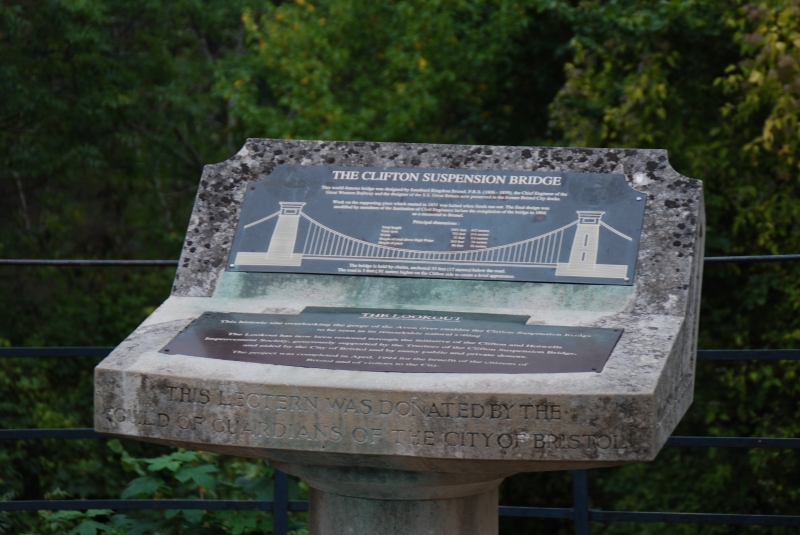 Information
Keywords: Bristol Nikon Building Cliffs Bridge River Avon Information