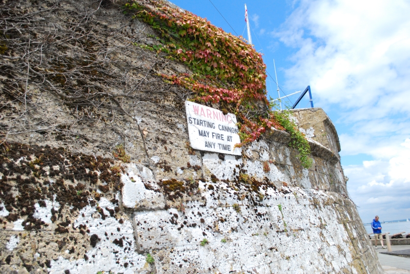 Cowes - The Parade
Keywords: Isle Wight Cowes Signage Nikon