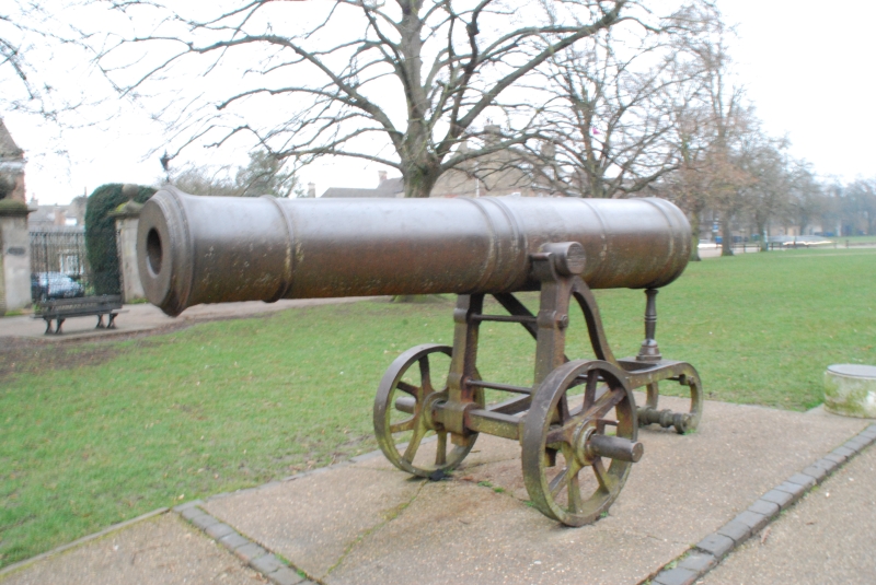 Russian Cannon
Keywords: Ely Cannon Nikon