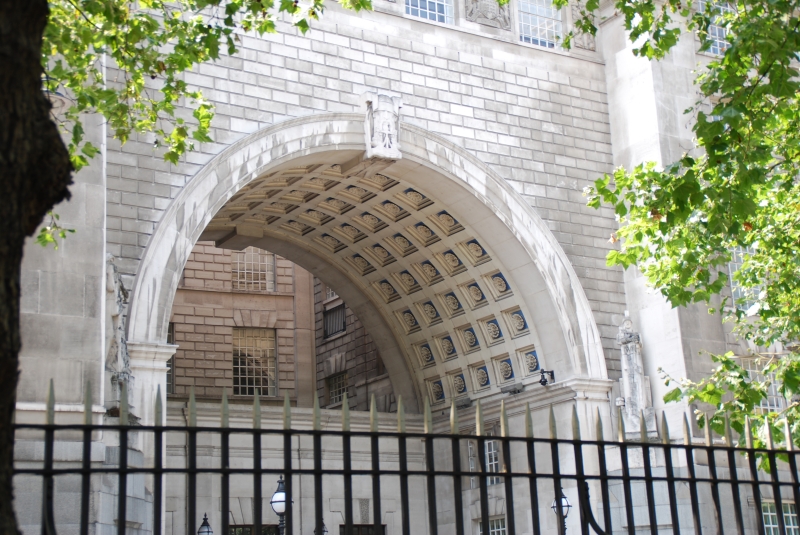 Arch of MI5
Keywords: London Nikon Building