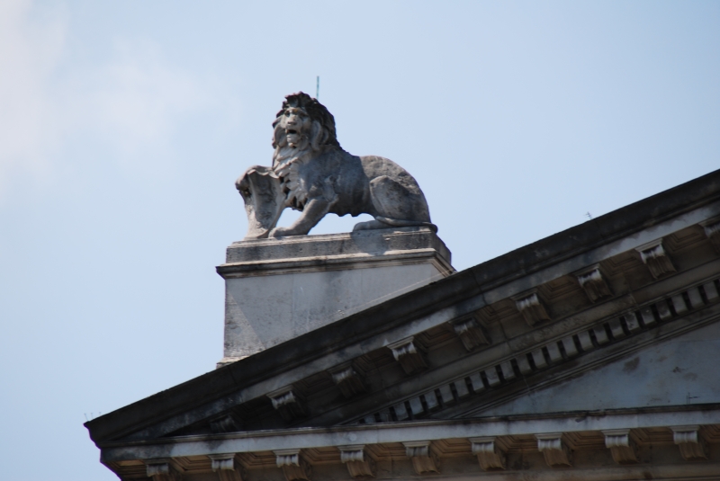 Tate Britain
Keywords: London Nikon Statue