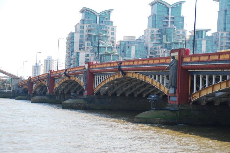 Vauxhall Bridge
Keywords: London Nikon Bridge