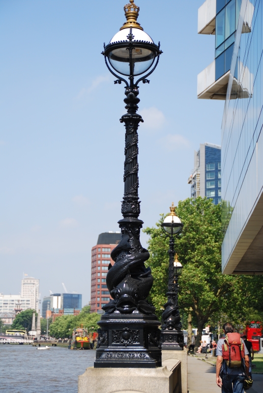 Thames River Side Light
Keywords: London Nikon