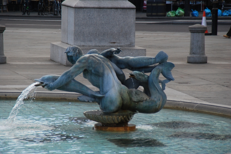 Trafalgar Square
Keywords: London Building Nikon Trafalgar Square