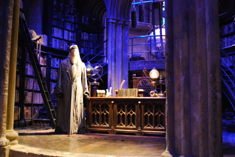 Harry Potter Studio Tour
Dumbledor's office
Keywords: London Harry Potter Studio Tour Nikon