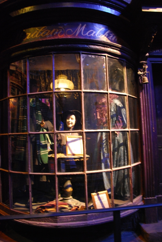 Harry Potter Studio Tour
Diagon Alley, Madame Malkins
Keywords: London Harry Potter Studio Tour Nikon