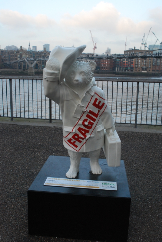 Paddington Bear - Fragile
Keywords: Nikon Paddington London Millennium Bridge River Thames