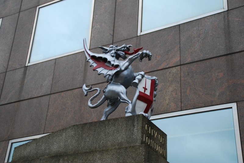 City of London Dragon
Keywords: London Nikon Statue