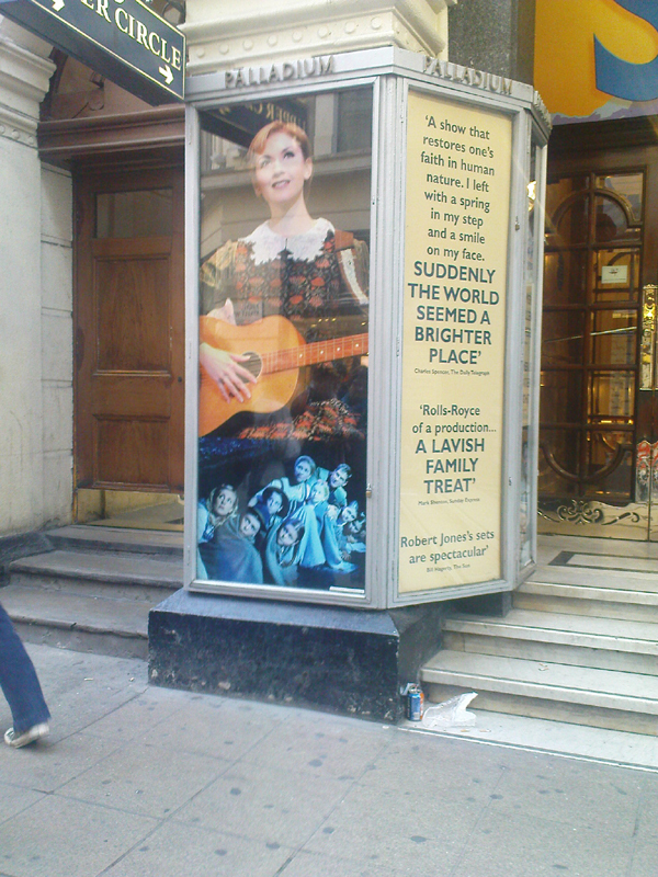 London Palladium
Keywords: London Palladium Theatre Signage