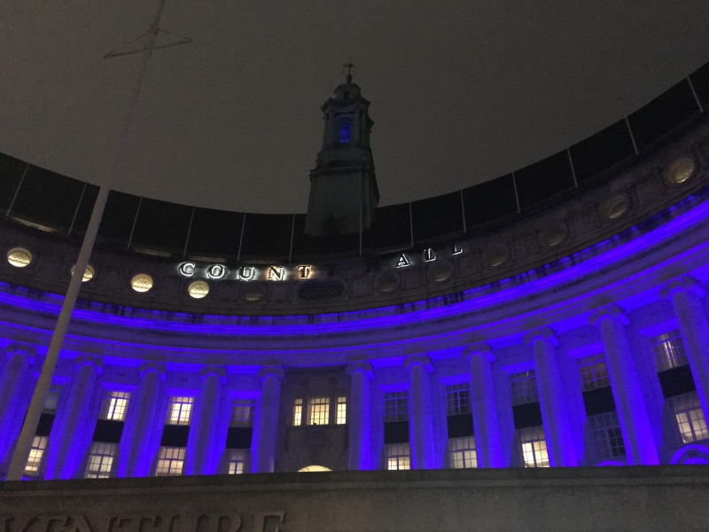 Keywords: iPhone London Night Lights Building Westminster