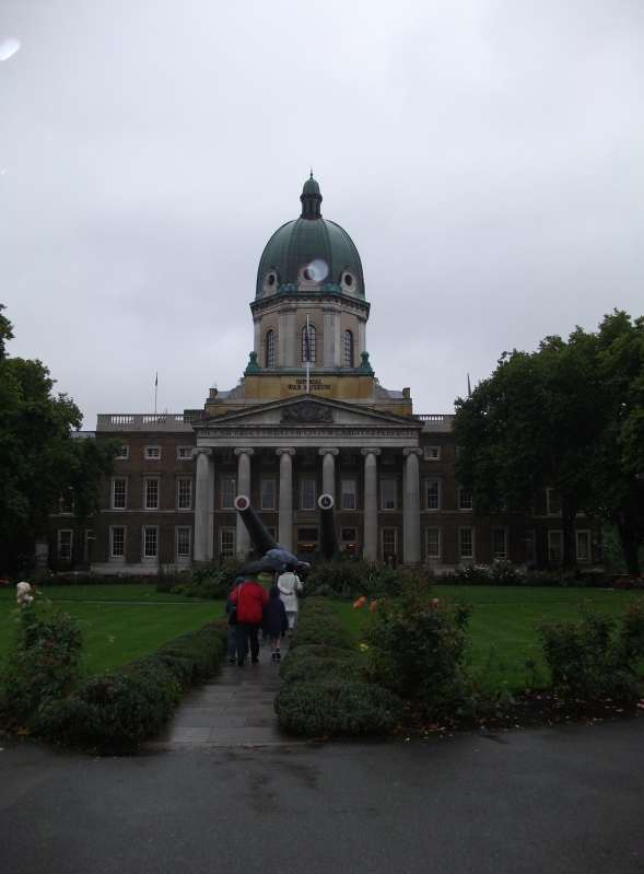 Imperial War Museum
Entrance
Keywords: Imperial War Museum Building Fujifilm