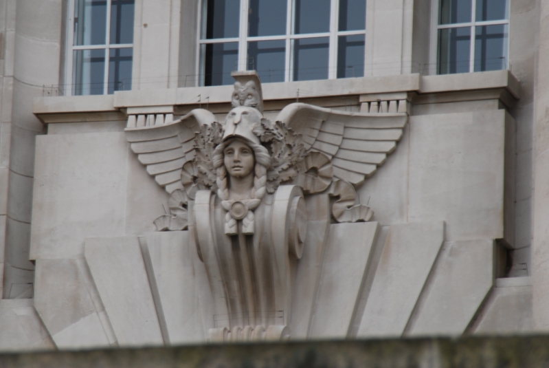 Can't find where I took this, it's somewhere between The Eye and Lambeth Bridge
Keywords: London Nikon Building Caving