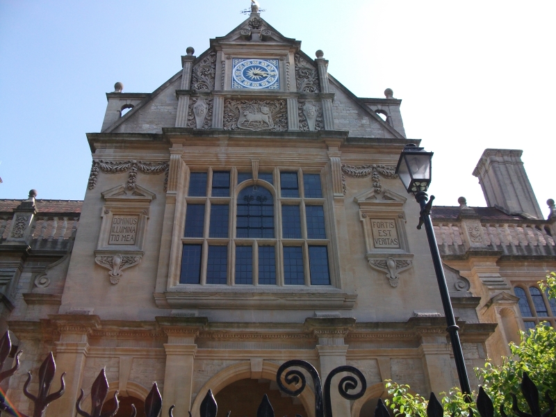 Former City of Oxford High School
Keywords: Oxford Building Fijifilm