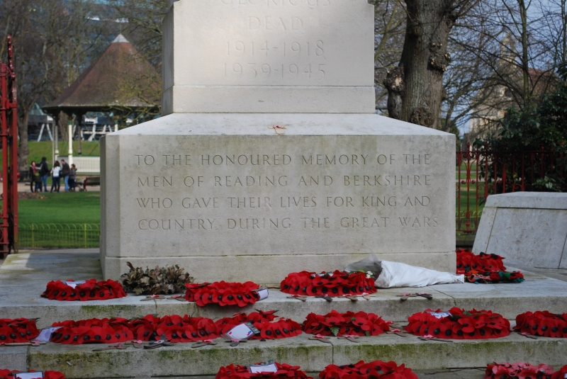 War Memorial
Keywords: Reading Forbury Gardens Nikon Memorial