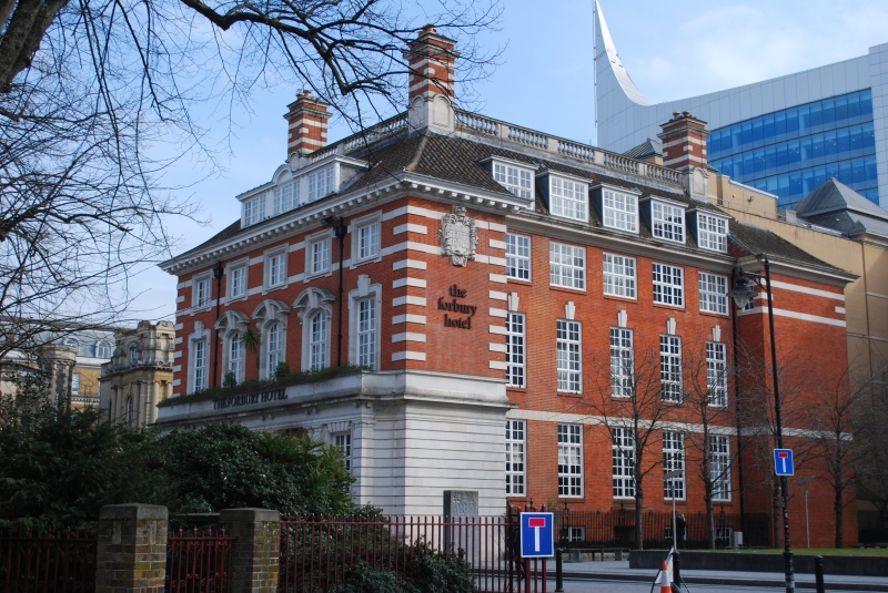 Forbury Hotel
Keywords: Reading Forbury Gardens Nikon Building