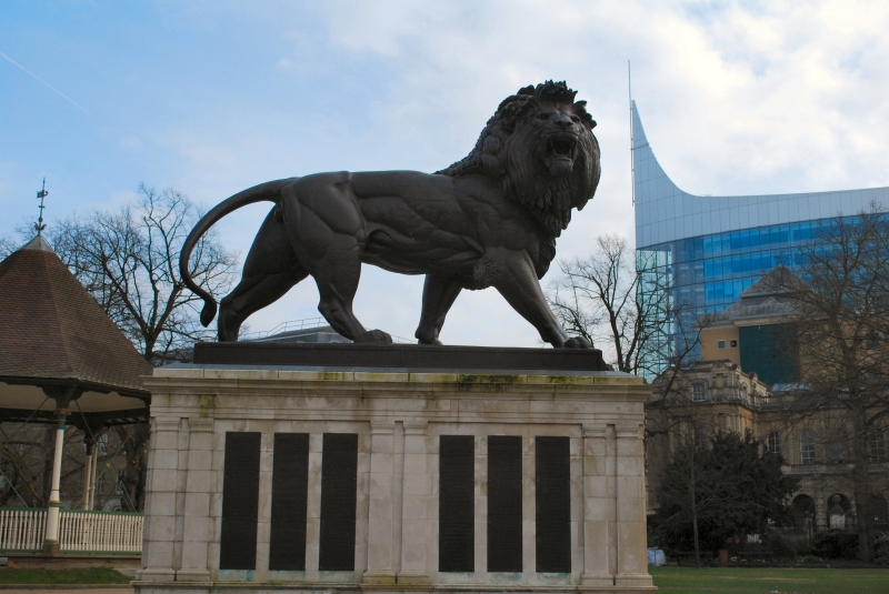 Maiwand Lion and The Blade
Keywords: Reading Forbury Gardens Nikon Memorial Statue Blade Building