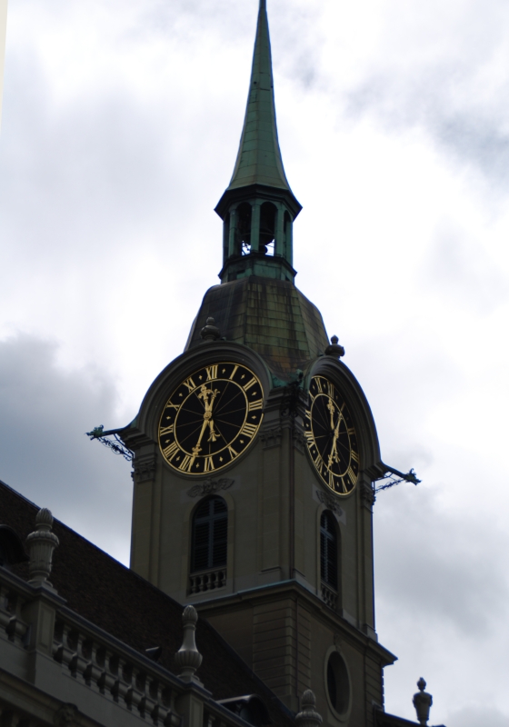 Church of the Holy Ghost Clock Tower
Keywords: Switzerland Bern Nikon Clock Building