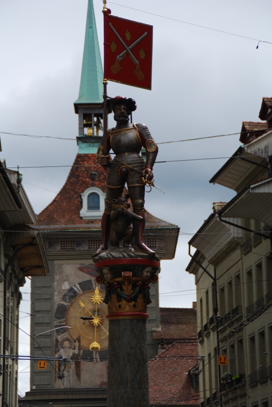 Statue
Keywords: Switzerland Bern Nikon Statue