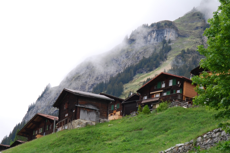 Looking up
Keywords: Switzerland Gimmelwald Nikon Landscape Building