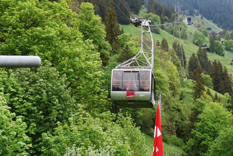 Cable car
Keywords: Switzerland Gimmelwald Nikon