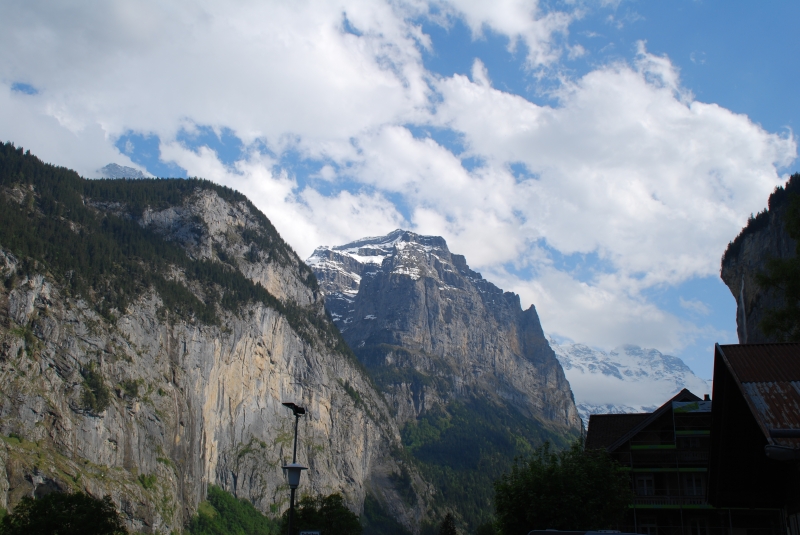 View from Lauterbrunnen
Keywords: Switzerland Lauterbrunnen Nikon Landscape