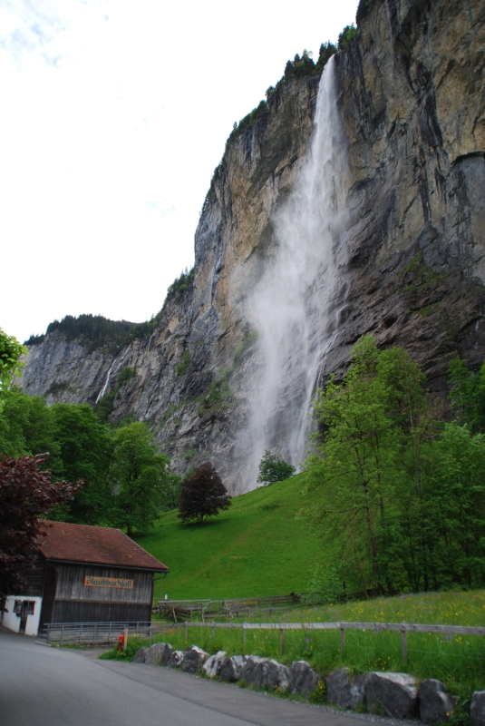 Staubbach Falls
Keywords: Switzerland Lauterbrunnen Nikon Waterfall