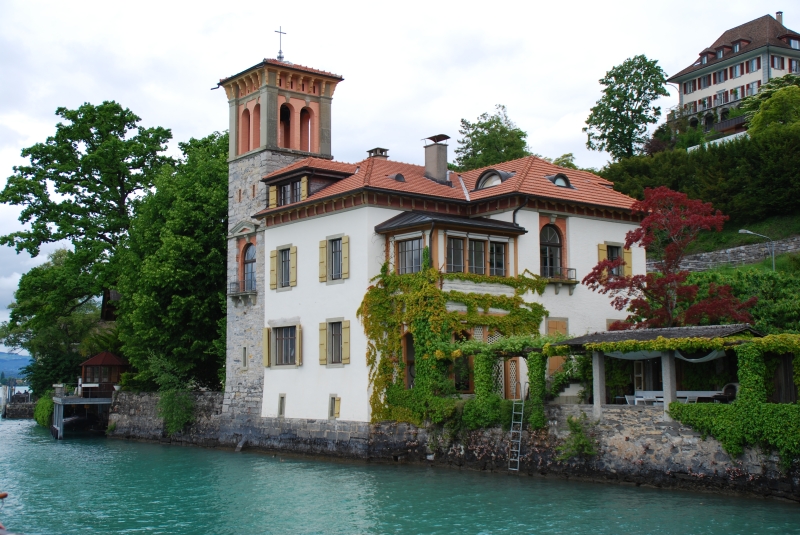 View from Paddle Steamer
Keywords: Switzerland Lake Thun Nikon