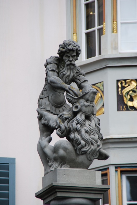 Statue 
Keywords: Switzerland Zurich Nikon Statue