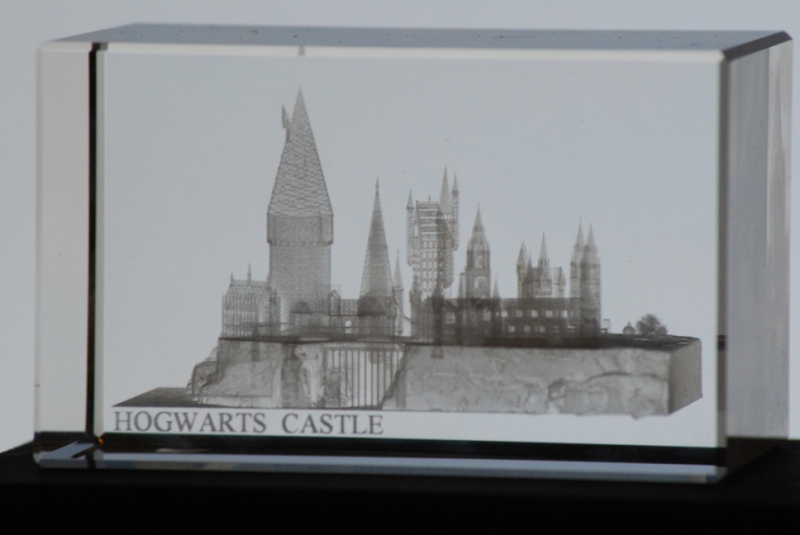 Hogwarts Paperweight
Keywords: Scrapbook Fandom Harry Potter